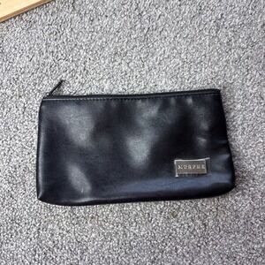 Morphe Makeup Bag Unisex OS Black Faux Leather‎ Zip Pouch Minimalist Silver Logo